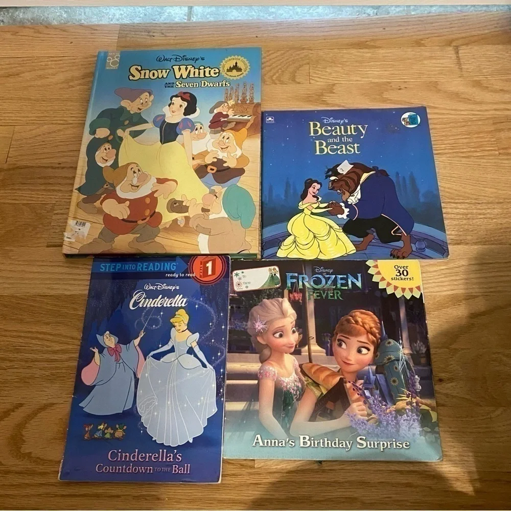Disney Book Bundle Snow White Frozen Cinderella Beauty and the Beast Belle Kids